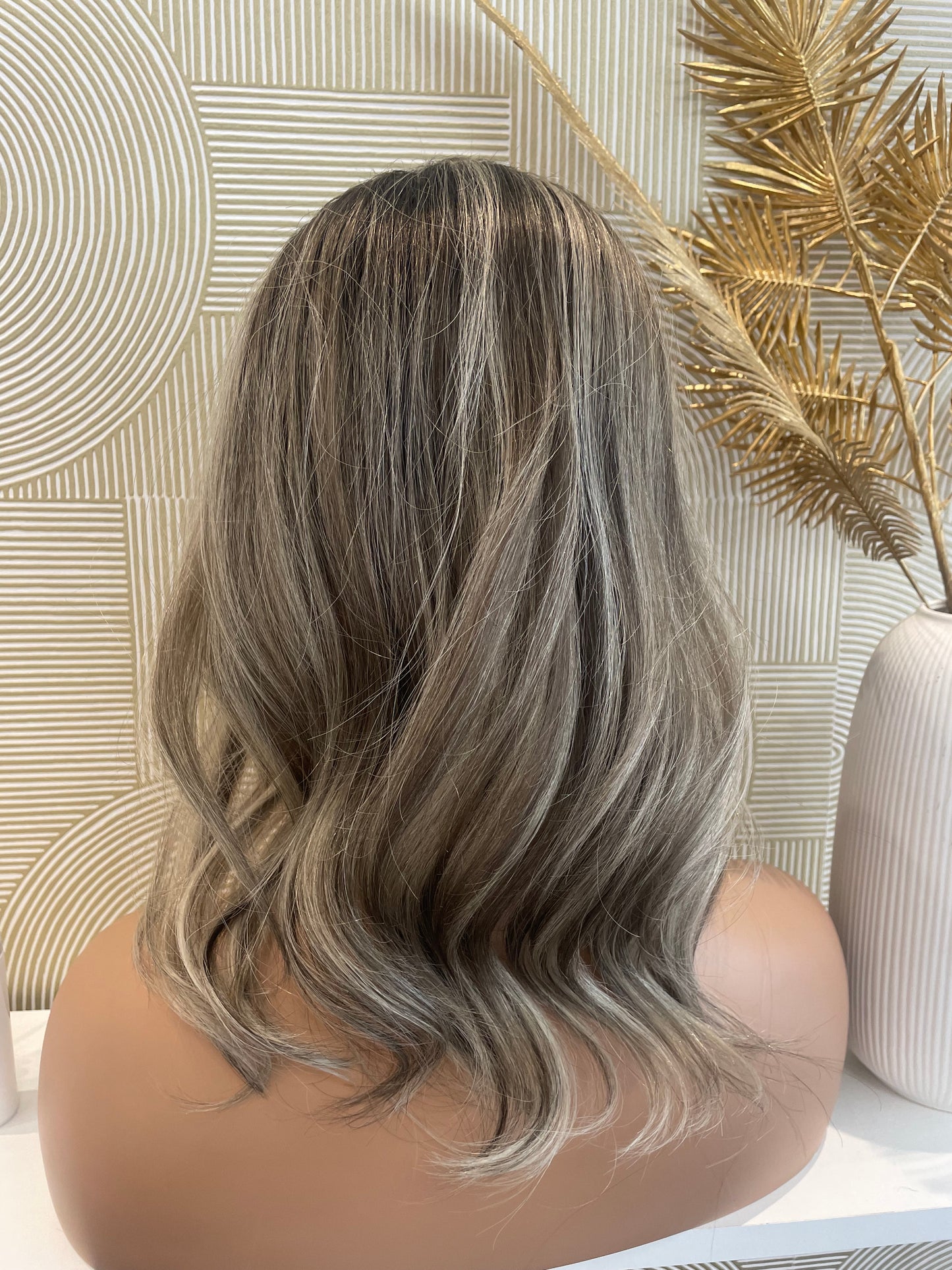 .Topper linda - 5x5 inch lace base / 150 % / 16 inch / european hair