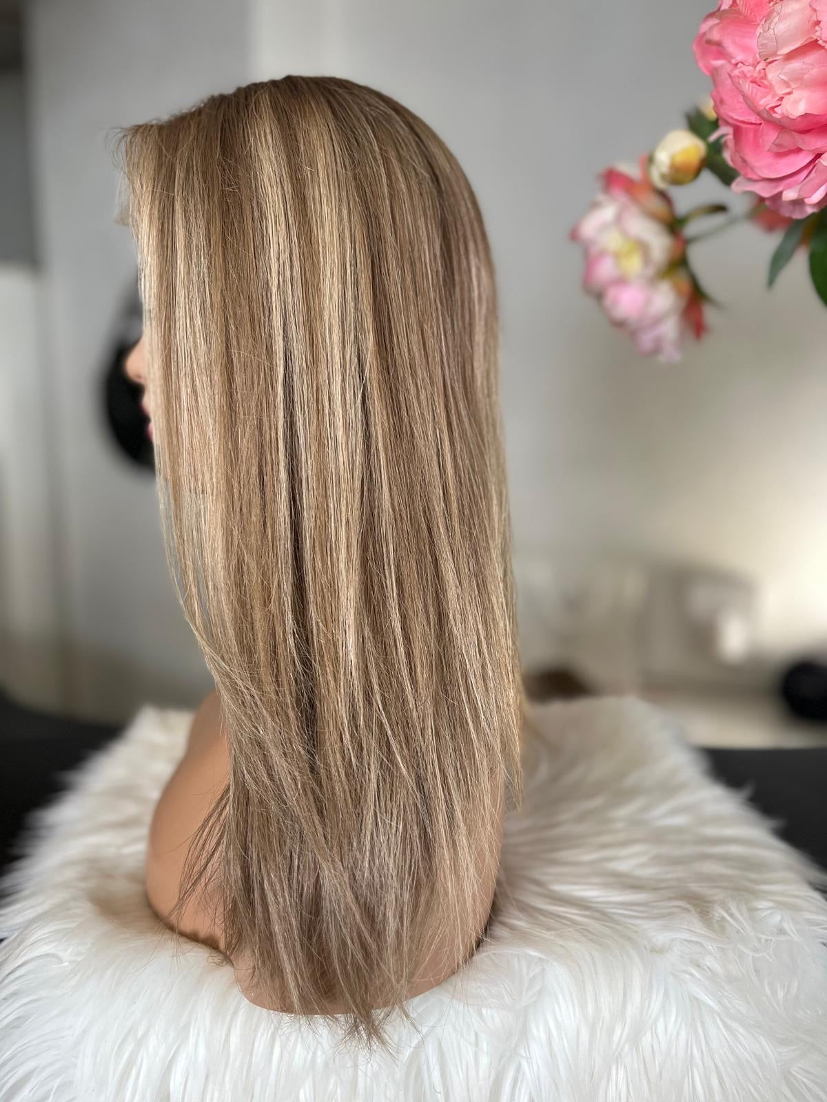 Ursula - confort integral illusion + lace top / 20 inch / 150% Volume / european hair / small