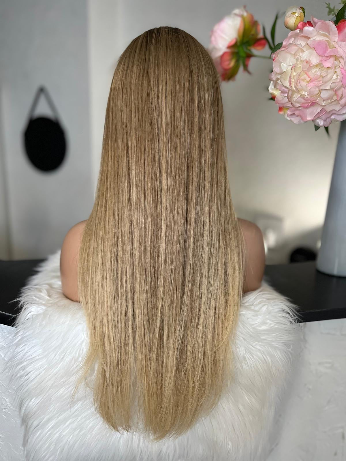 Tamara - illusion integral + lace top / 26 inch / 150 % Volume / European hair / small