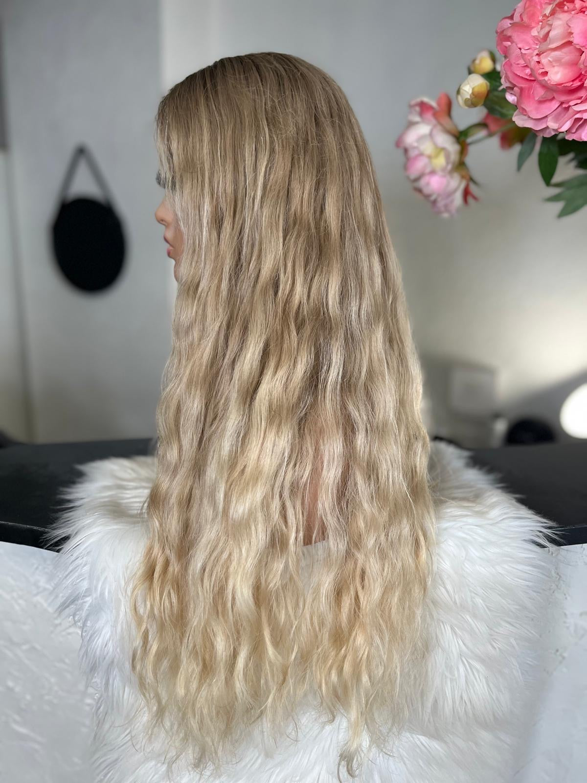 celine - illusion integral + lace top / 26 inch / 180 % Volume / mongolian hair / s / wavy