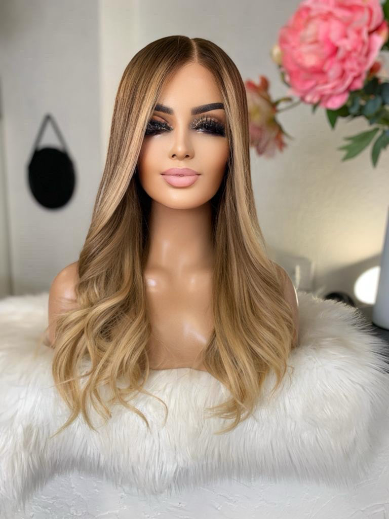 Elodie - illusion integral + lace top / 24 inch / 150 % Volume / European hair / xs