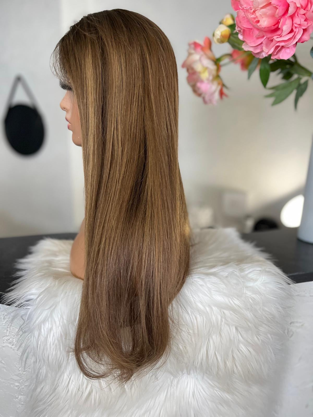 Benedicte - illusion integral + lace top / 28 inch / 150 % Volume / European hair / small