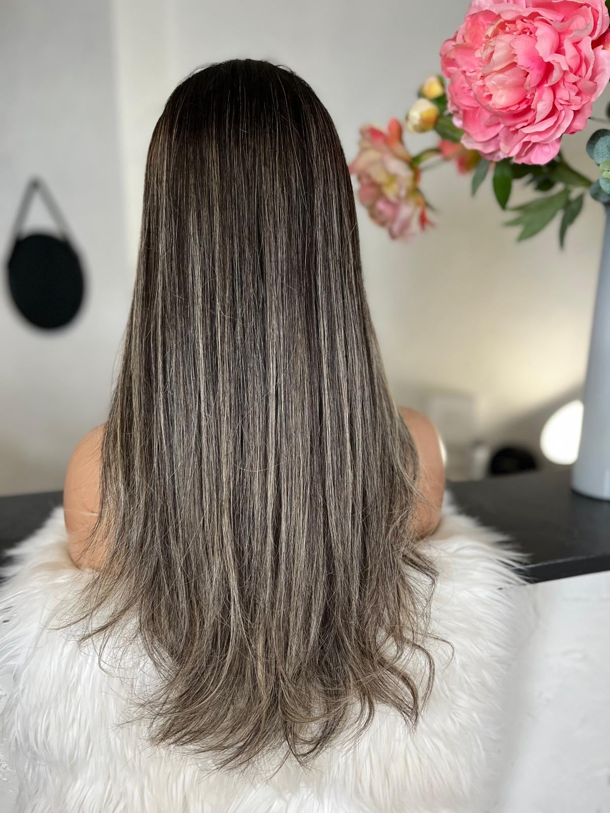Tammy - illusion integral + lace top / 24 inch / 150 % Volume / European hair / small
