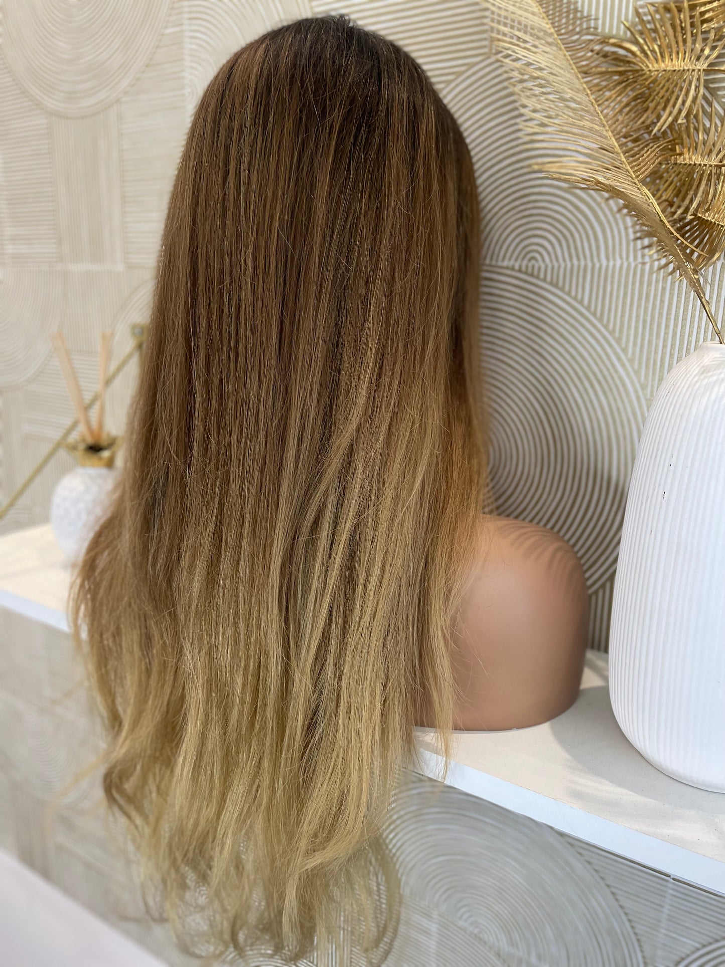 Pamela - illusion integral + lace top / 24 inch / 150 % Volume / European hair / sm