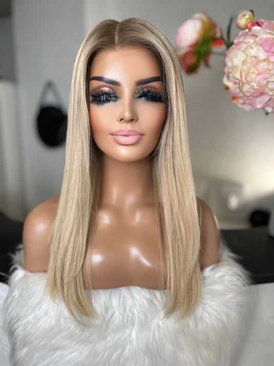 Clara - illusion integral + lace top  / 22 inch / 150 % Volume / European hair / small