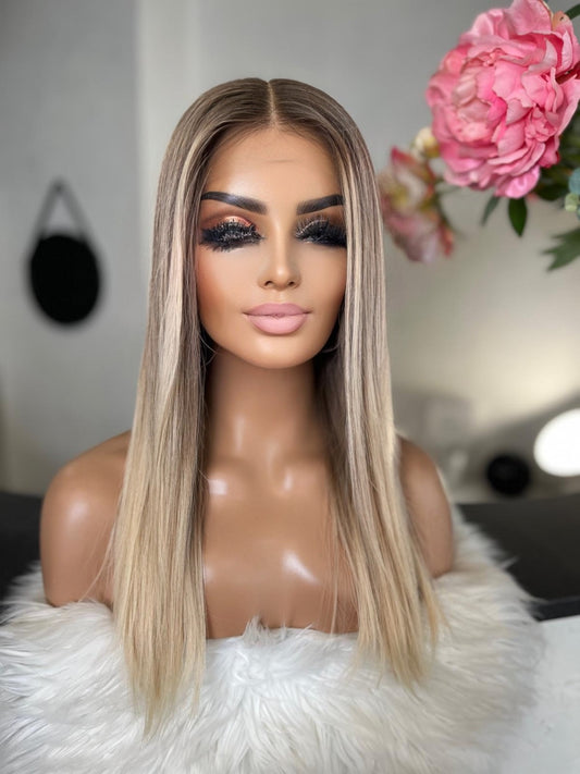 Lali  -  confort integral illusion + lace top / 20 inch / 150% Volume / european hair / small