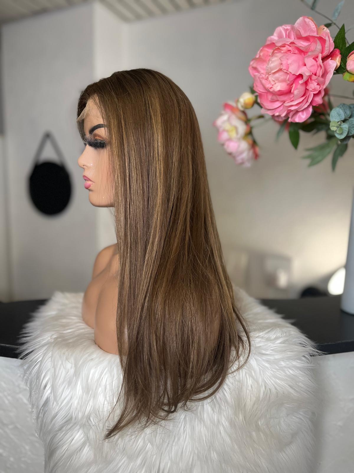 Rita  -  confort integral illusion + lace top / 22 inch / 150% Volume / european hair / small