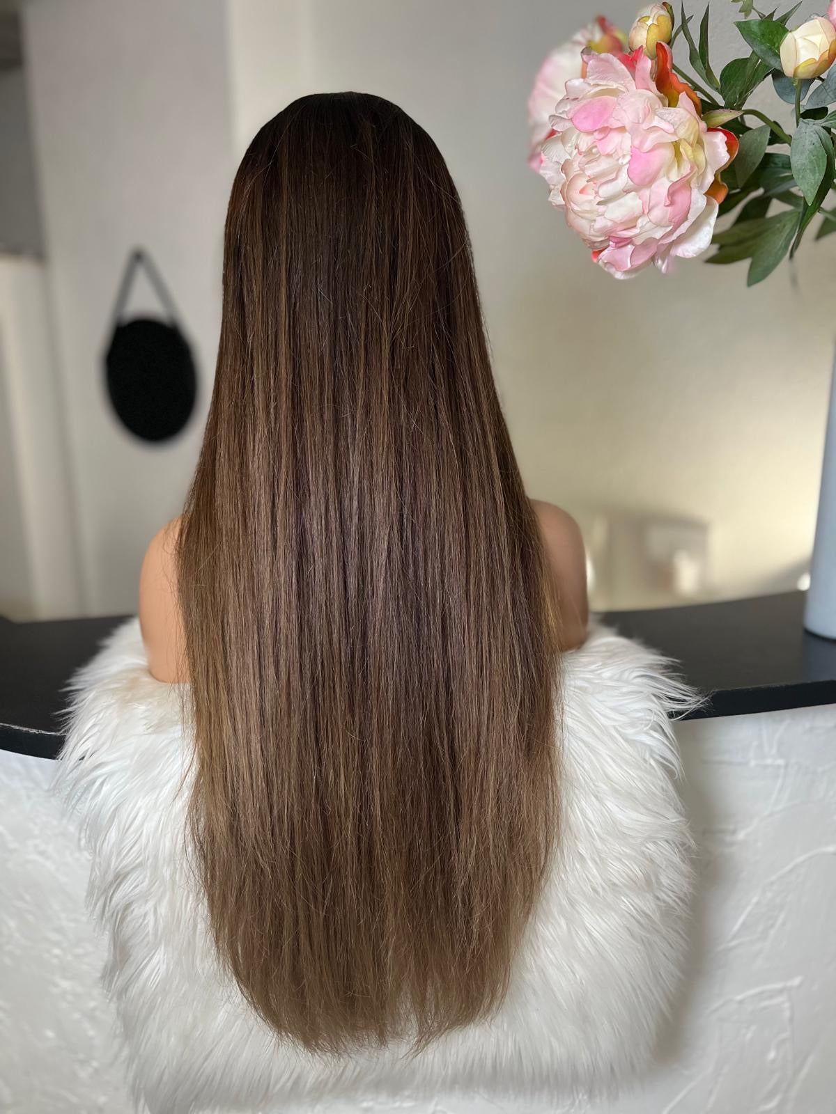 Julia - Integral + lace top  / 28 inch / 150 % Volume / mongolian hair / small