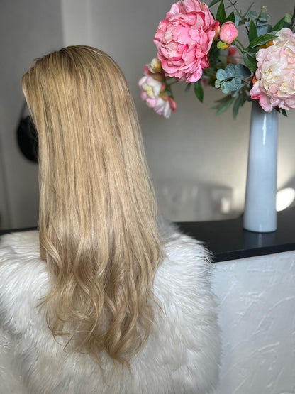 Alya   - Integral + lace top  / 28 inch / 150 % Volume / mongolian hair / small