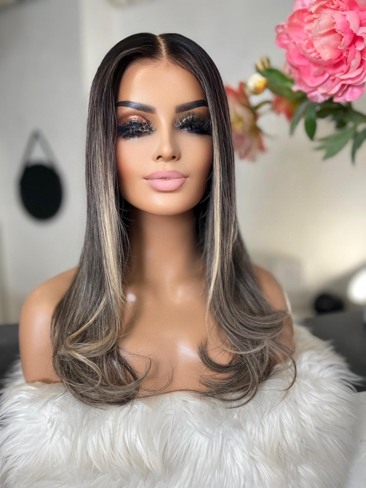 Patsy  -  confort integral illusion + lace top / 20 inch / 150% Volume / european hair / small