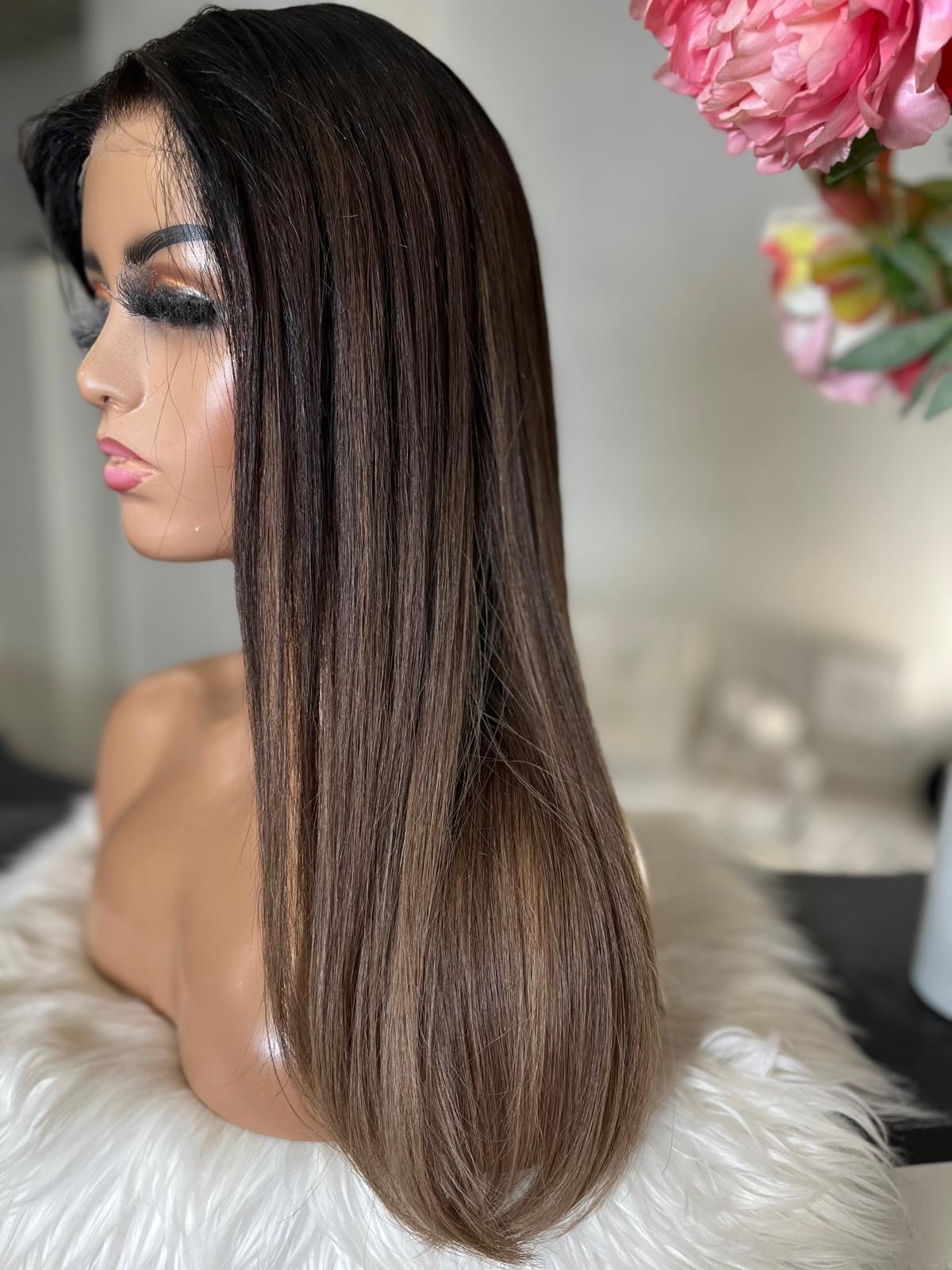 Marie  -  confort integral illusion + lace top / 22 inch / 150% Volume / european hair / small