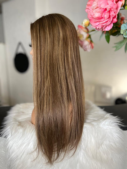 Carla  -  confort integral illusion + lace top / 24 inch / 150% Volume / european hair / small (Copie)
