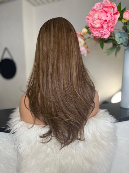Leonore  -  confort integral illusion + lace top / 22 inch / 150% Volume / european hair / small