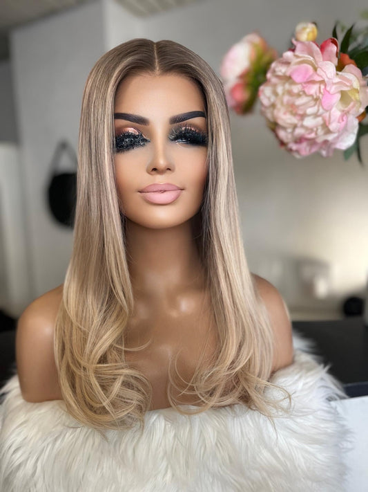 Melania - illusion integral + lace top  / 22 inch / 150 % Volume / European hair / small