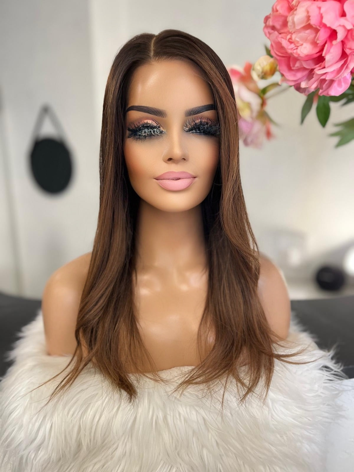 Rita  -  confort integral illusion + lace top / 22 inch / 150% Volume / european hair / small