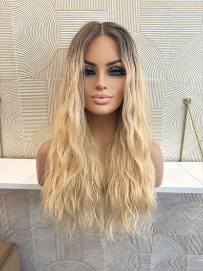 Lydie  - Integral + lace top  / 22 inch / 150 % Volume / mongolian hair / small/ natural wavy