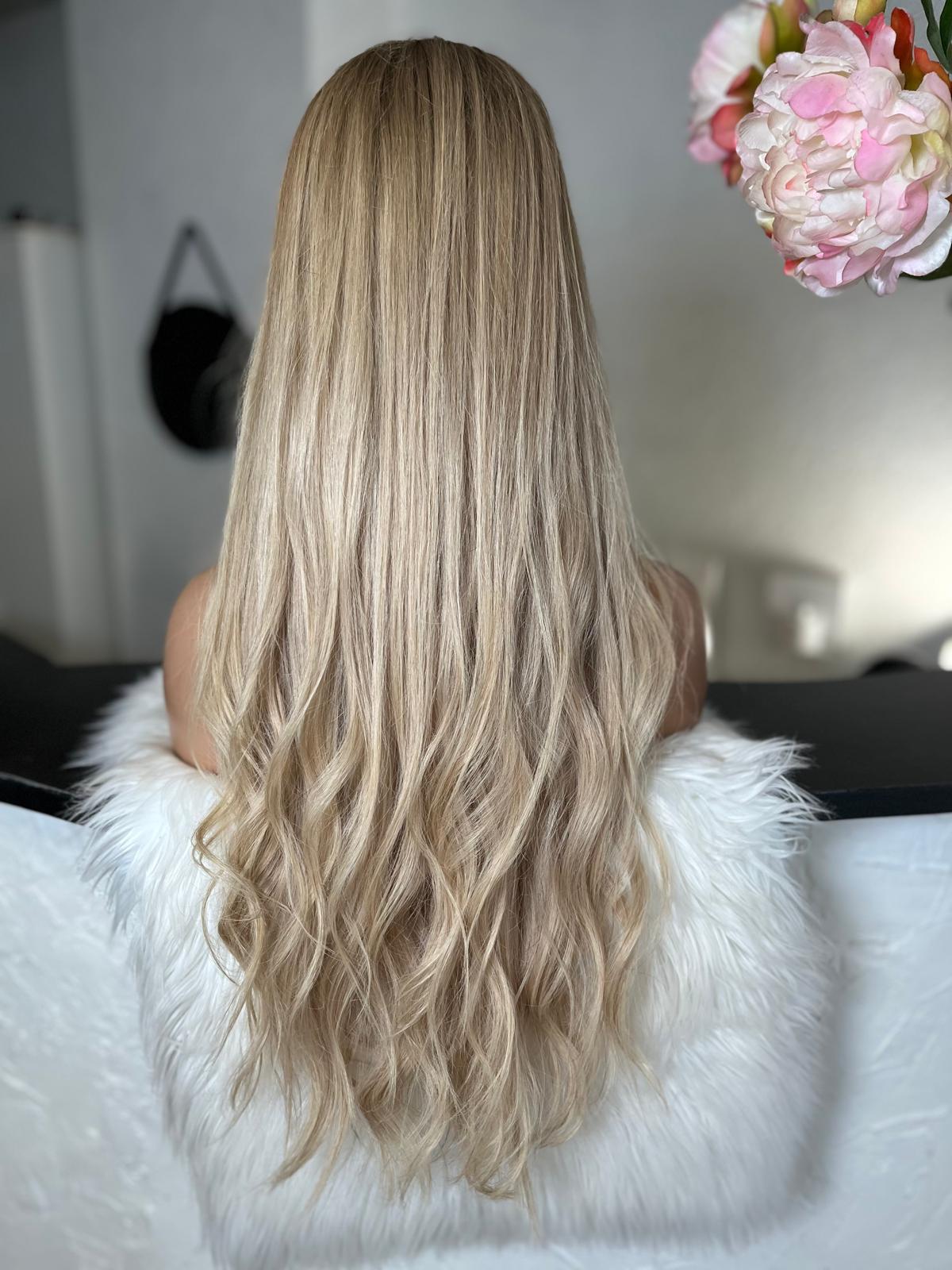 Caroline  - Integral + lace top  / 28 inch / 150 % Volume / mongolian hair / small (Copie)