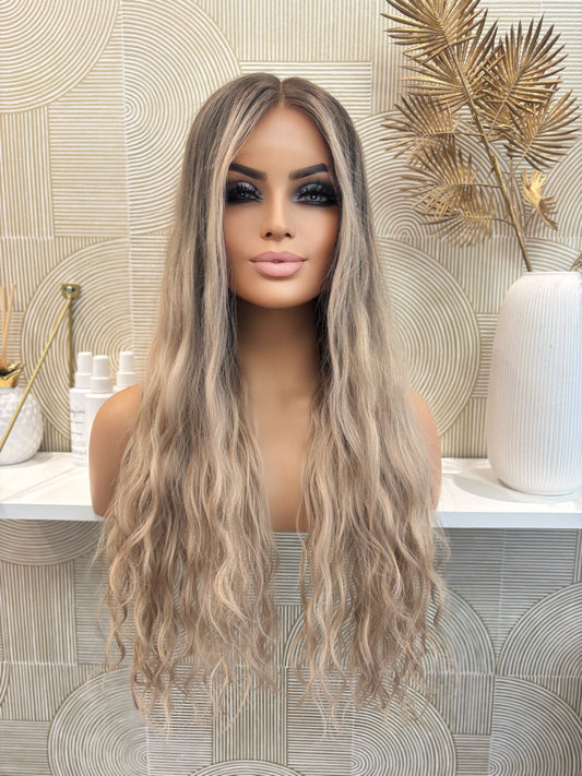 Mona - illusion integral + lace top  / 26 inch / 180 % Volume / mongolian hair / xs-s / wavy