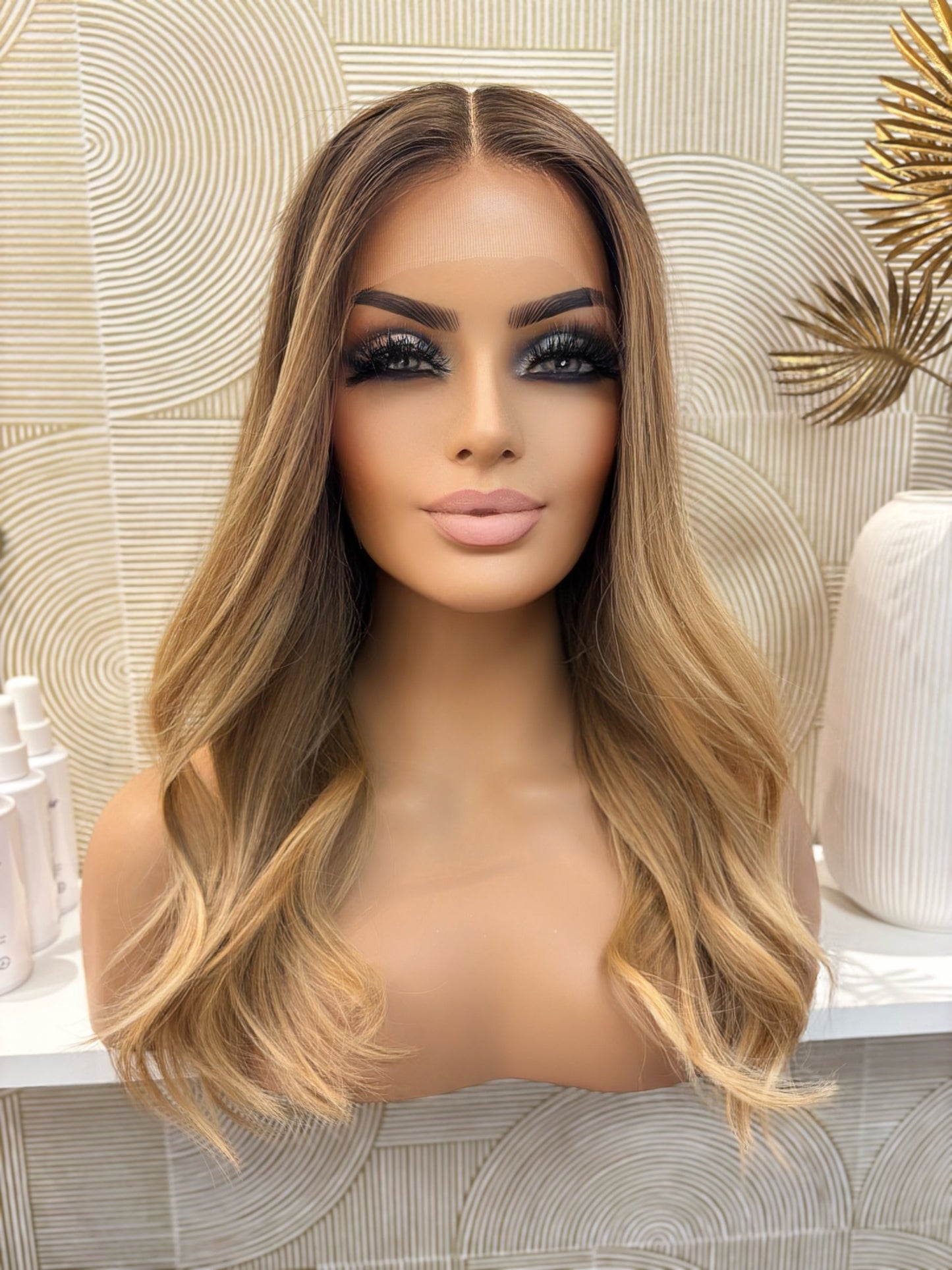 Vivi  - integral illusion + lace top / 16 inch / 150 % Volume / European hair / small