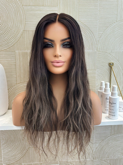 Myriam - Integral + lace top  / 22 inch / 150 % Volume / European hair natural wavy