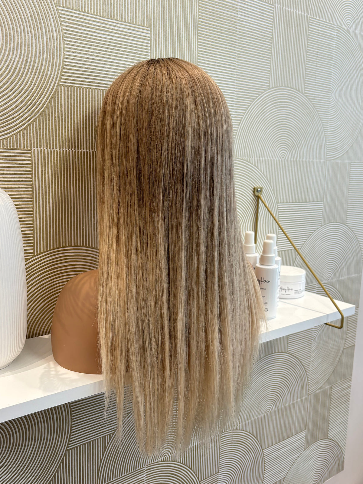 Cleo - confort integral illusion + lace top / 22 inch / 150% Volume / european hair / small