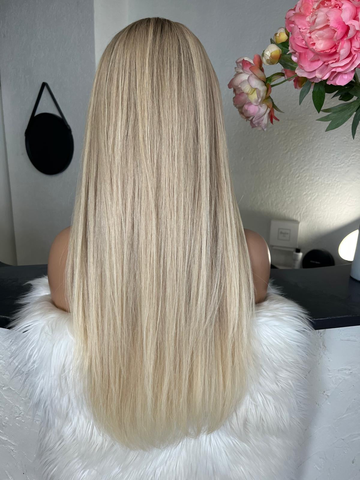Sybille - illusion integral + lace top  / 26 inch / 180 % Volume / European hair / small