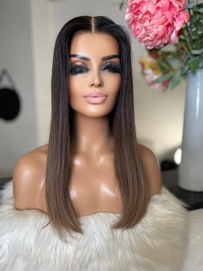 Marie  -  confort integral illusion + lace top / 22 inch / 150% Volume / european hair / small