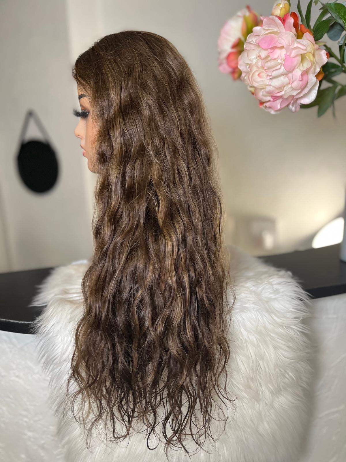 Theresa   - Integral + lace top  / 28 inch / 150 % Volume / mongolian hair / small