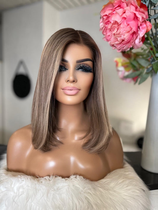 Clara  -  confort integral illusion + lace top / 14 inch / 150% Volume / european hair / small