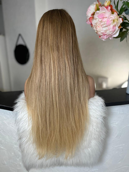 Joanne  - Integral + lace top  / 28 inch / 150 % Volume / mongolian hair / small (Copie)