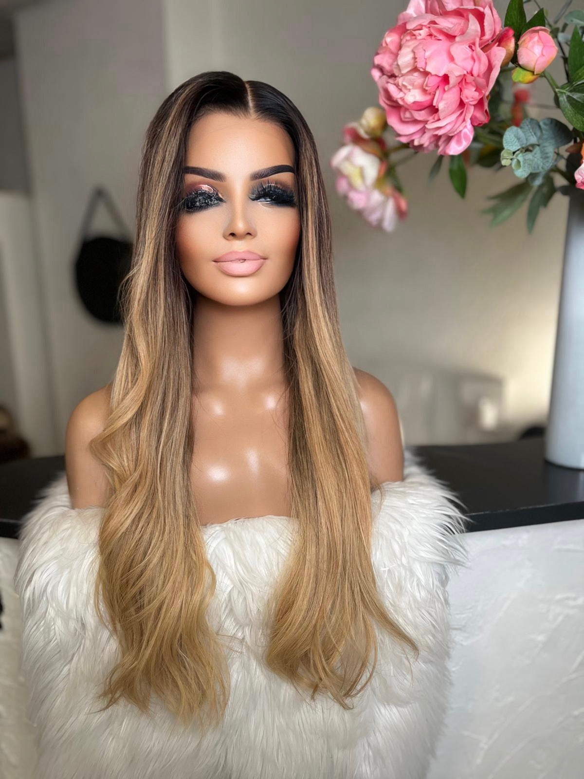 Amanda   - Integral + lace top  / 28 inch / 150 % Volume / mongolian hair / small (Copie)