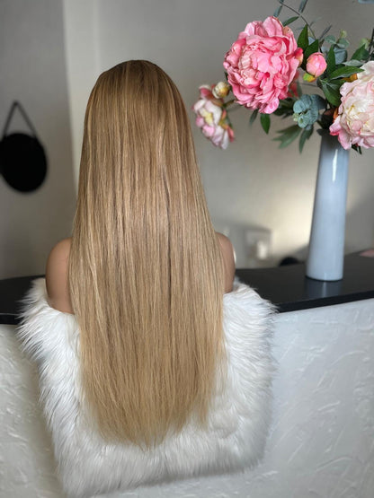 Anita   - Integral + lace top  / 28 inch / 150 % Volume / mongolian hair / small (Copie 2)