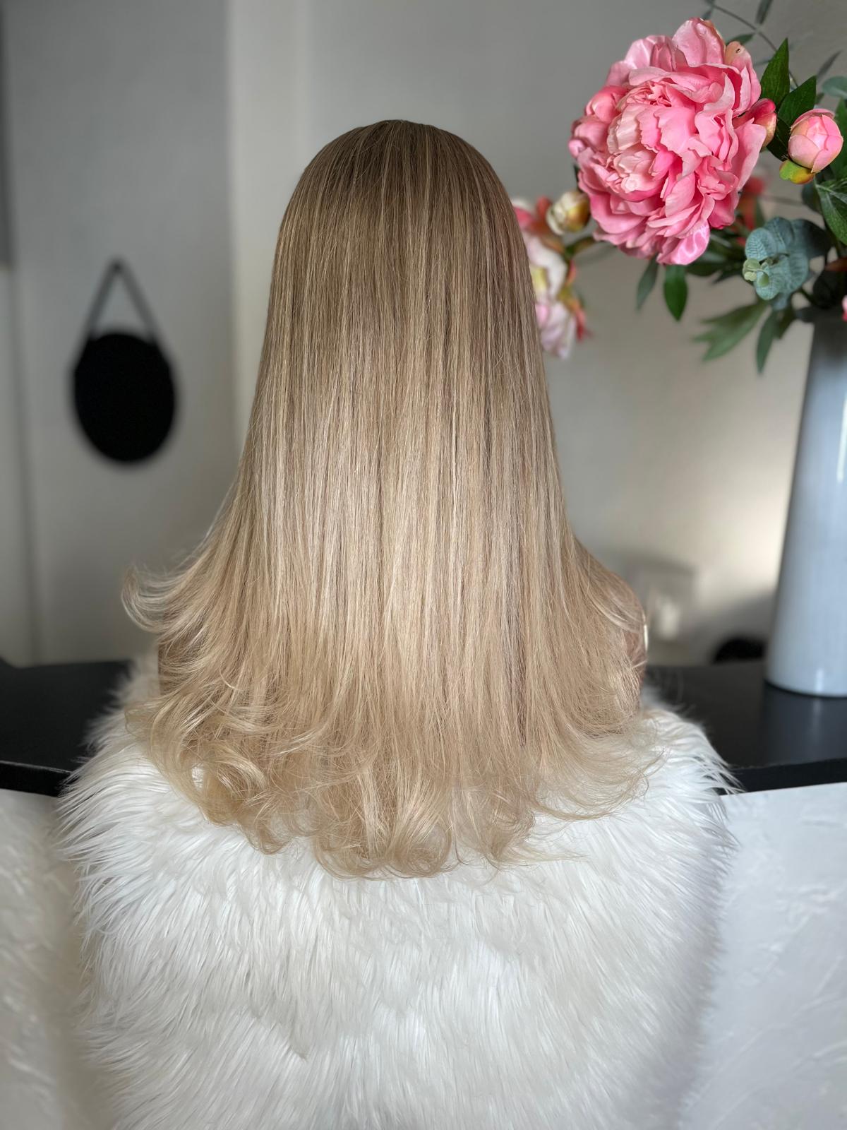 Paola - illusion integral + lace top  / 22 inch / 150 % Volume / European hair / small