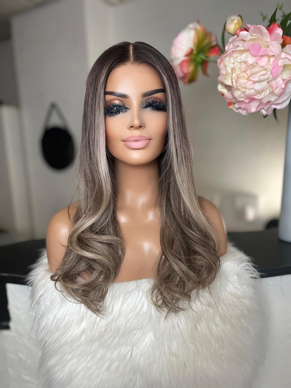 Kimber -  confort integral illusion + lace top / 24 inch / 150% Volume / european hair / small