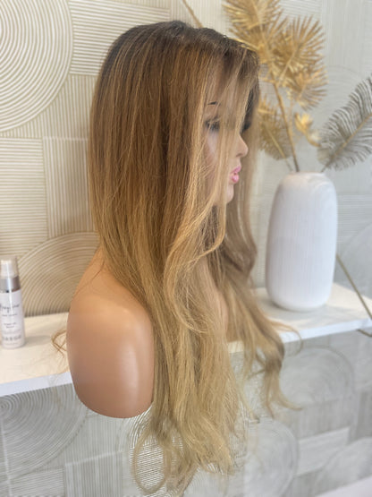 Pamela - illusion integral + lace top / 24 inch / 150 % Volume / European hair / sm