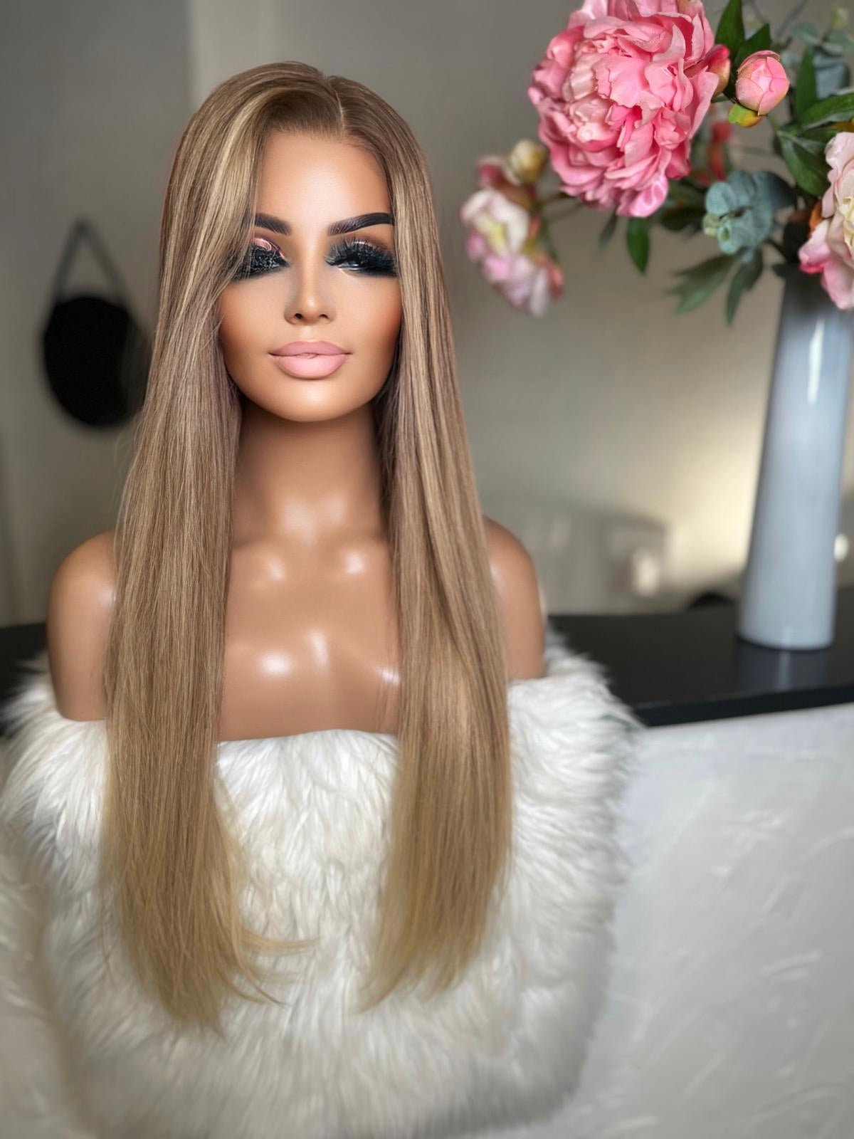 Anita   - Integral + lace top  / 28 inch / 150 % Volume / mongolian hair / small (Copie 2)