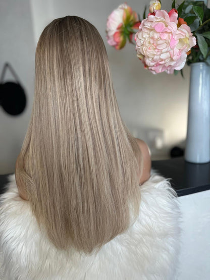 Paola - illusion integral + lace top  / 24 inch / 150 % Volume / European hair / small