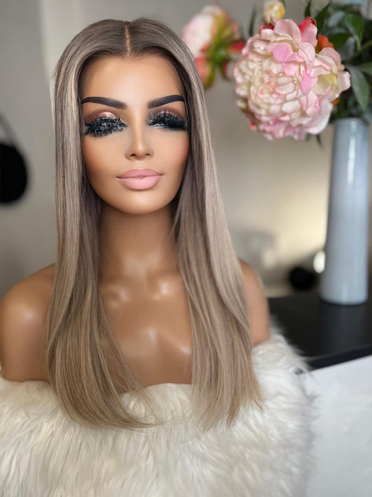 Paola - illusion integral + lace top  / 24 inch / 150 % Volume / European hair / small