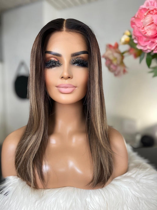 Tania  -  confort integral illusion + lace top / 18 inch / 150% Volume / european hair / small