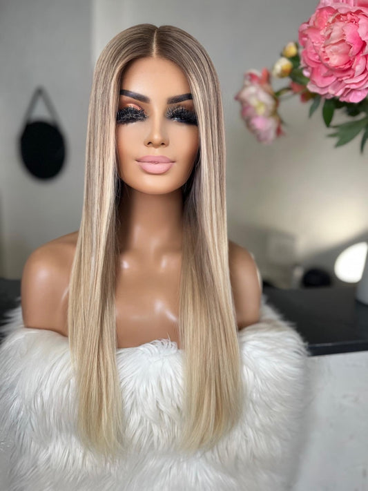 Sybille - illusion integral + lace top  / 26 inch / 180 % Volume / European hair / small